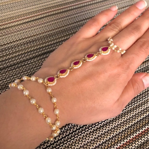 Small white Pearl Finger ring pink jadtar bracelet Indian design - Picture 2 of 3